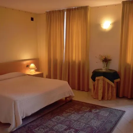 Del Muletto Alojamento de Acomodação e Pequeno-almoço Villanova d'Asti